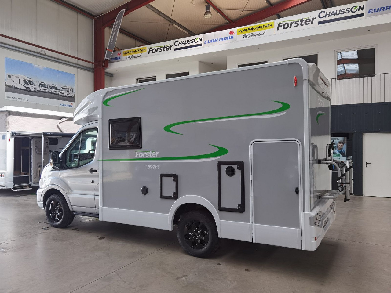 Forster T 599 HBN COUPÈ /-2025-/165PS / SILVER - EDITION - موتر هوم شبه متكامل: صورة 5 Forster T 599 HBN COUPÈ /-2025-/165PS / SILVER - EDITION - موتر هوم شبه متكامل: صورة 5