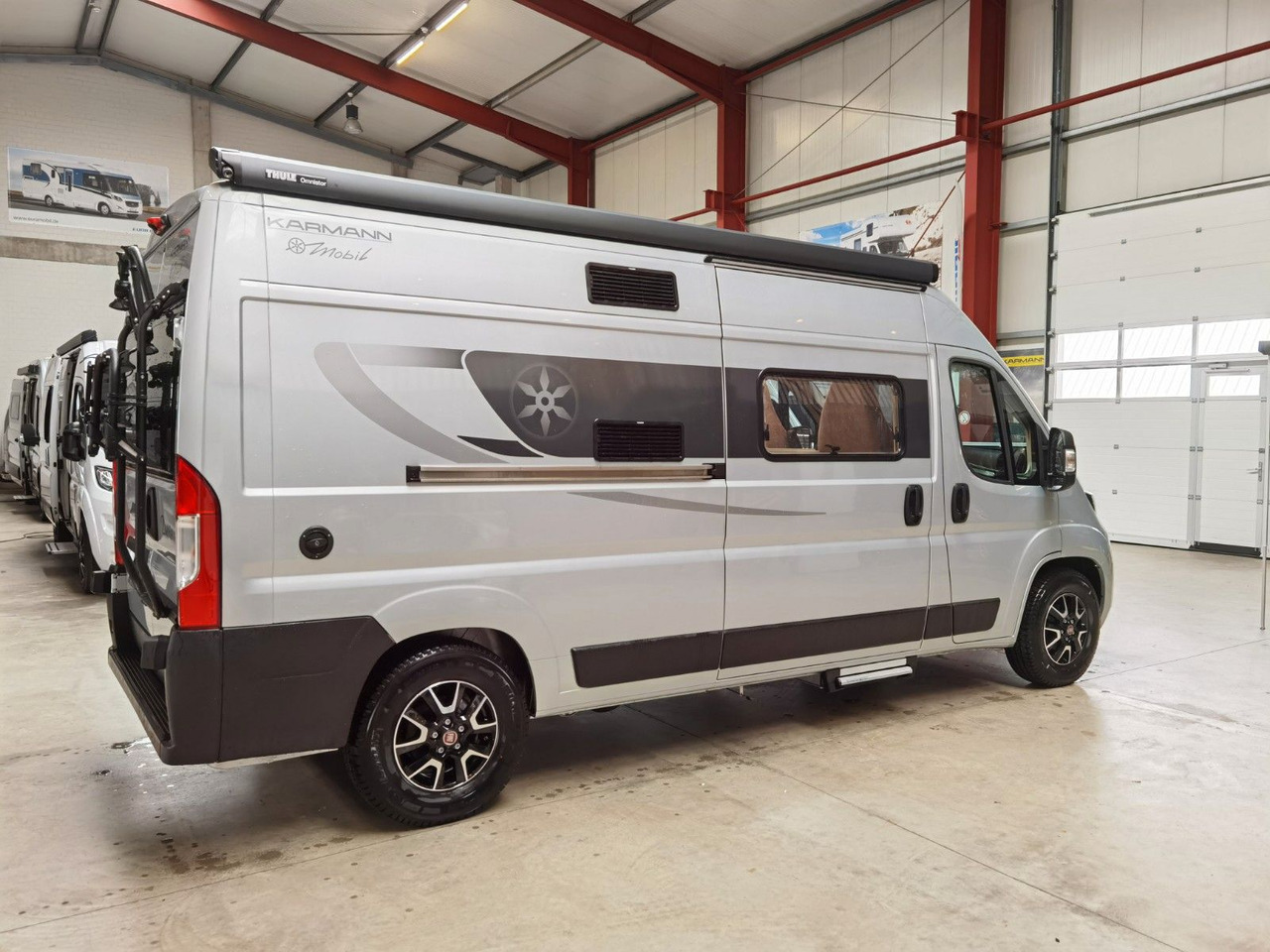 Karmann DAVIS 590 LIFESTYLE / 140PS / SKY-ROOF & ALU - كرفان فان: صورة 4 Karmann DAVIS 590 LIFESTYLE / 140PS / SKY-ROOF & ALU - كرفان فان: صورة 4
