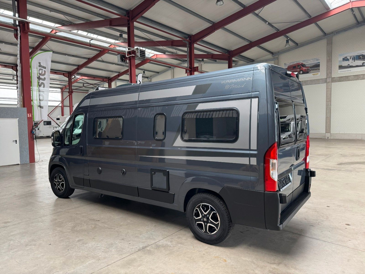 Karmann DAVIS 590 LIFESTYLE / MODELL 2026 /8-G.AUTOMATIK - كرفان فان: صورة 5 Karmann DAVIS 590 LIFESTYLE / MODELL 2026 /8-G.AUTOMATIK - كرفان فان: صورة 5