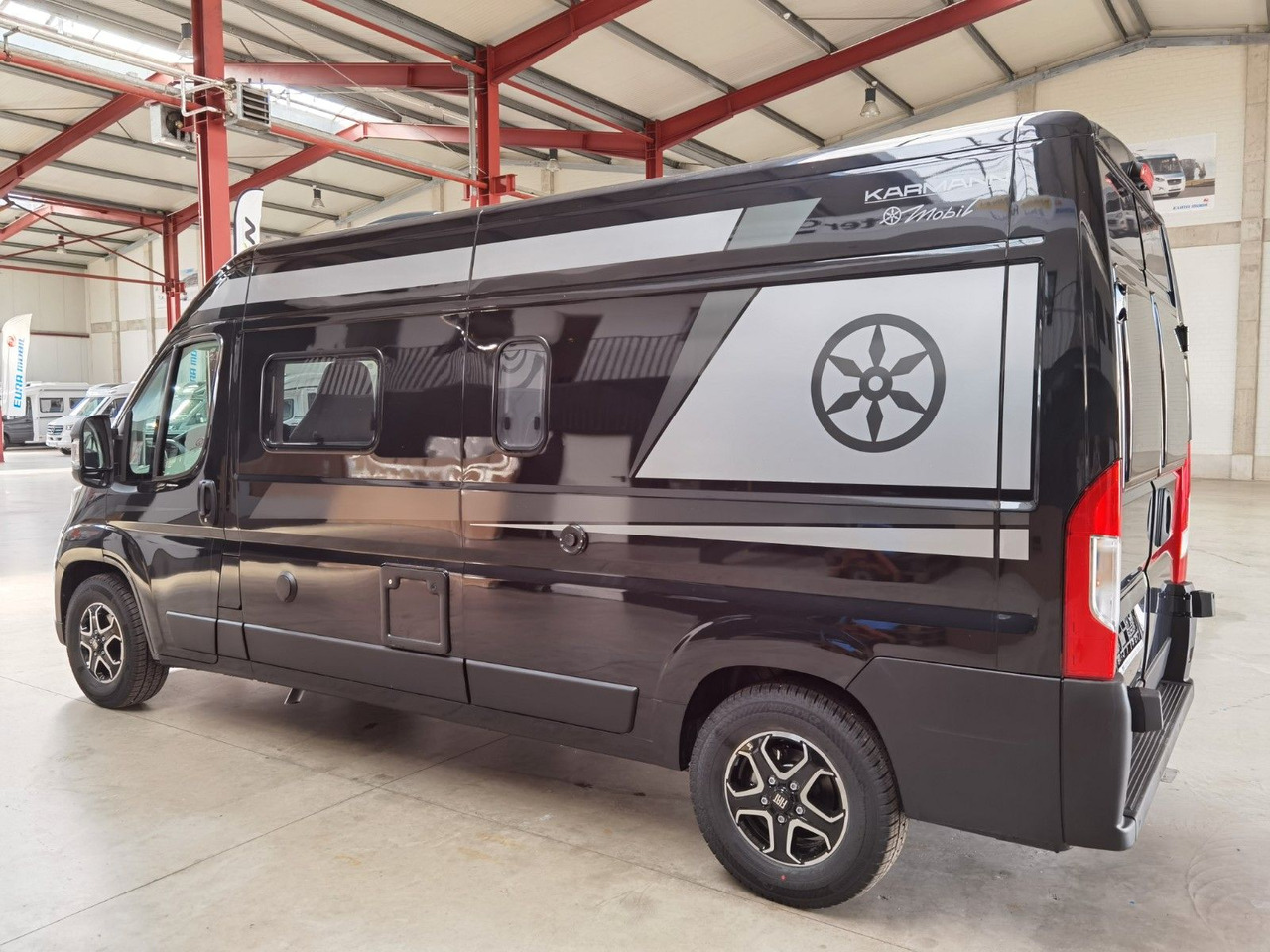 Karmann DAVIS 600 LIFESTYLE / MODELL 2026 / 8G.AUTOMATIK - كرفان فان: صورة 5 Karmann DAVIS 600 LIFESTYLE / MODELL 2026 / 8G.AUTOMATIK - كرفان فان: صورة 5