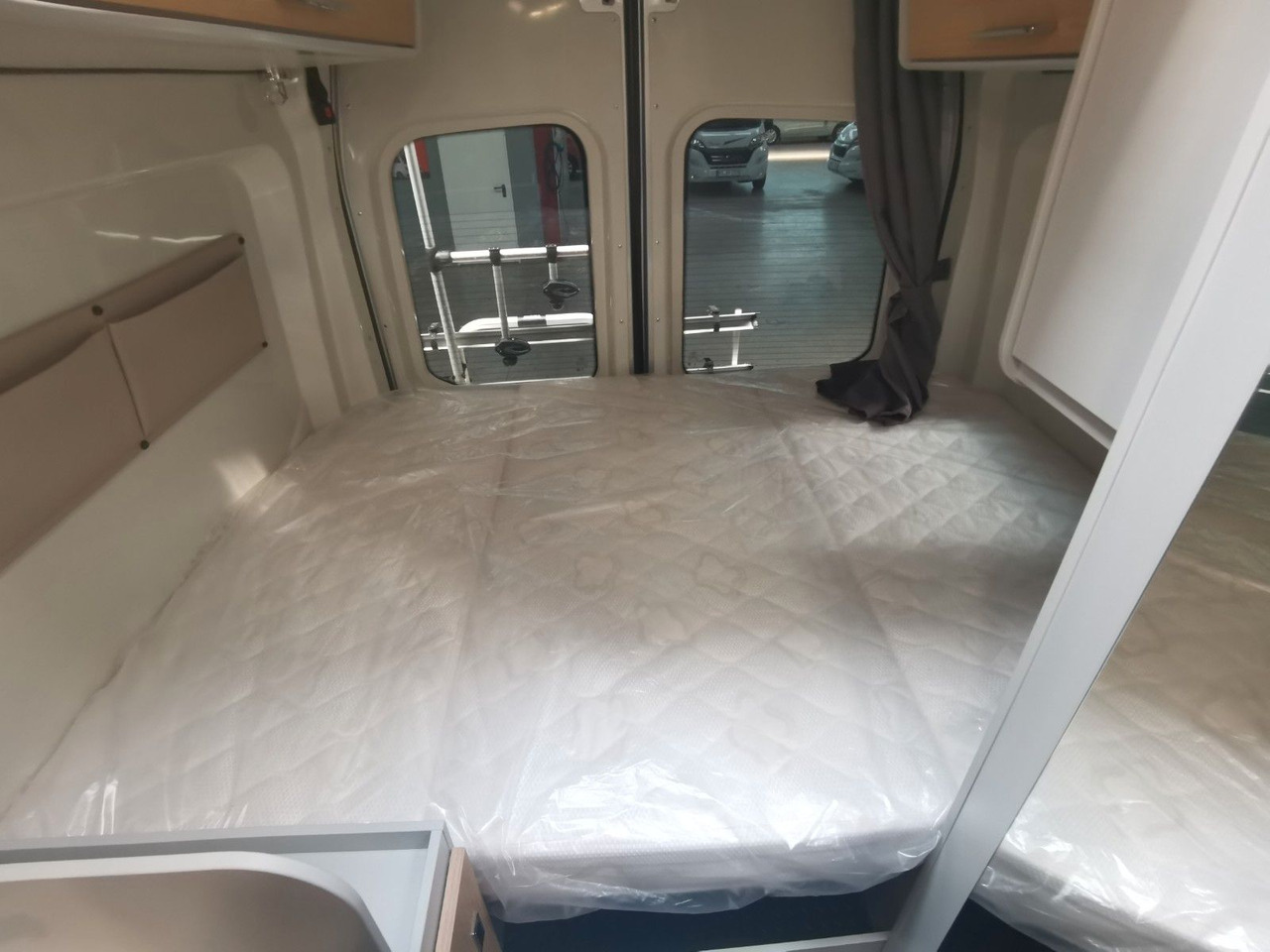 كرفان فان Karmann DEXTER 560 / 170PS - 4x4 / SOLAR & MARKISE & ALU: صورة 17