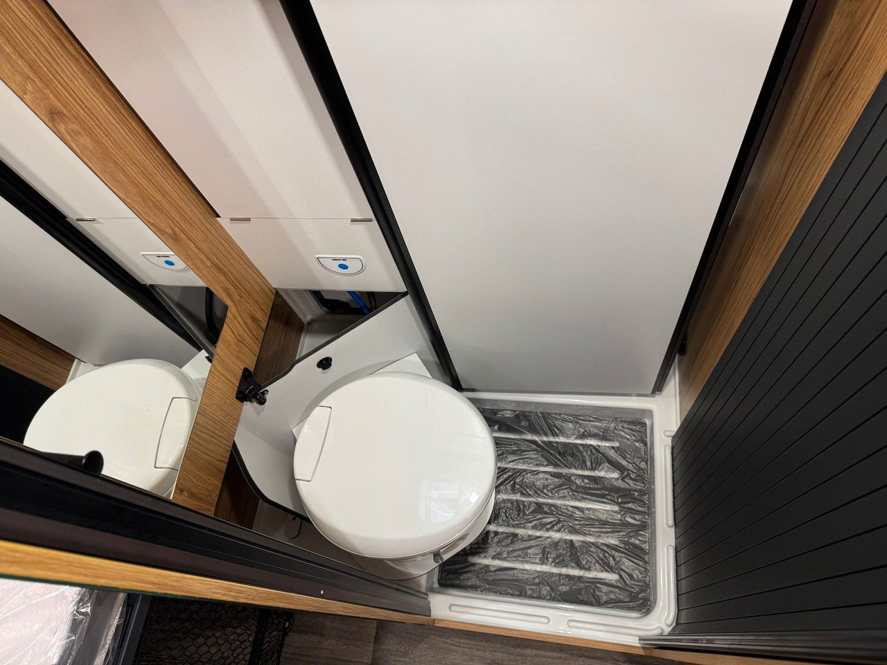 كرفان فان Karmann DEXTER 580 / MODELL 2026 / CONCEPT PLUS-PAKET: صورة 23