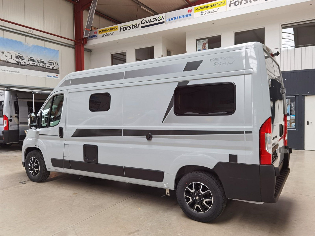Karmann DEXTER 600 / -2026-/ EINZELBETTEN & BAR VERSION - كرفان فان: صورة 5 Karmann DEXTER 600 / -2026-/ EINZELBETTEN & BAR VERSION - كرفان فان: صورة 5