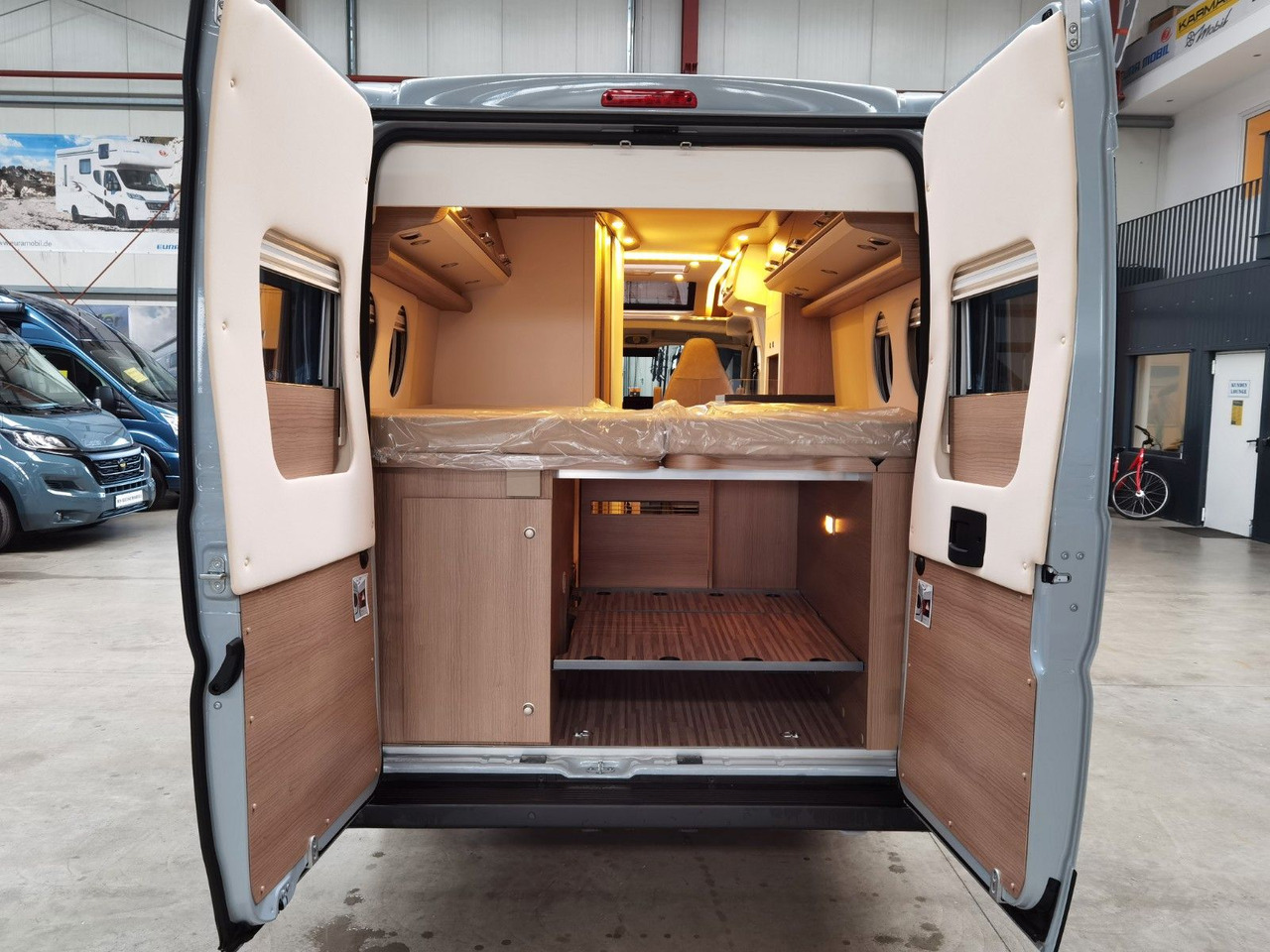 كرفان فان للبيع  Malibu VAN DIVERSITY GT- 640 LE K /NAVIGATION & KEYLESS Malibu VAN DIVERSITY GT- 640 LE K /NAVIGATION & KEYLESS: صورة 9