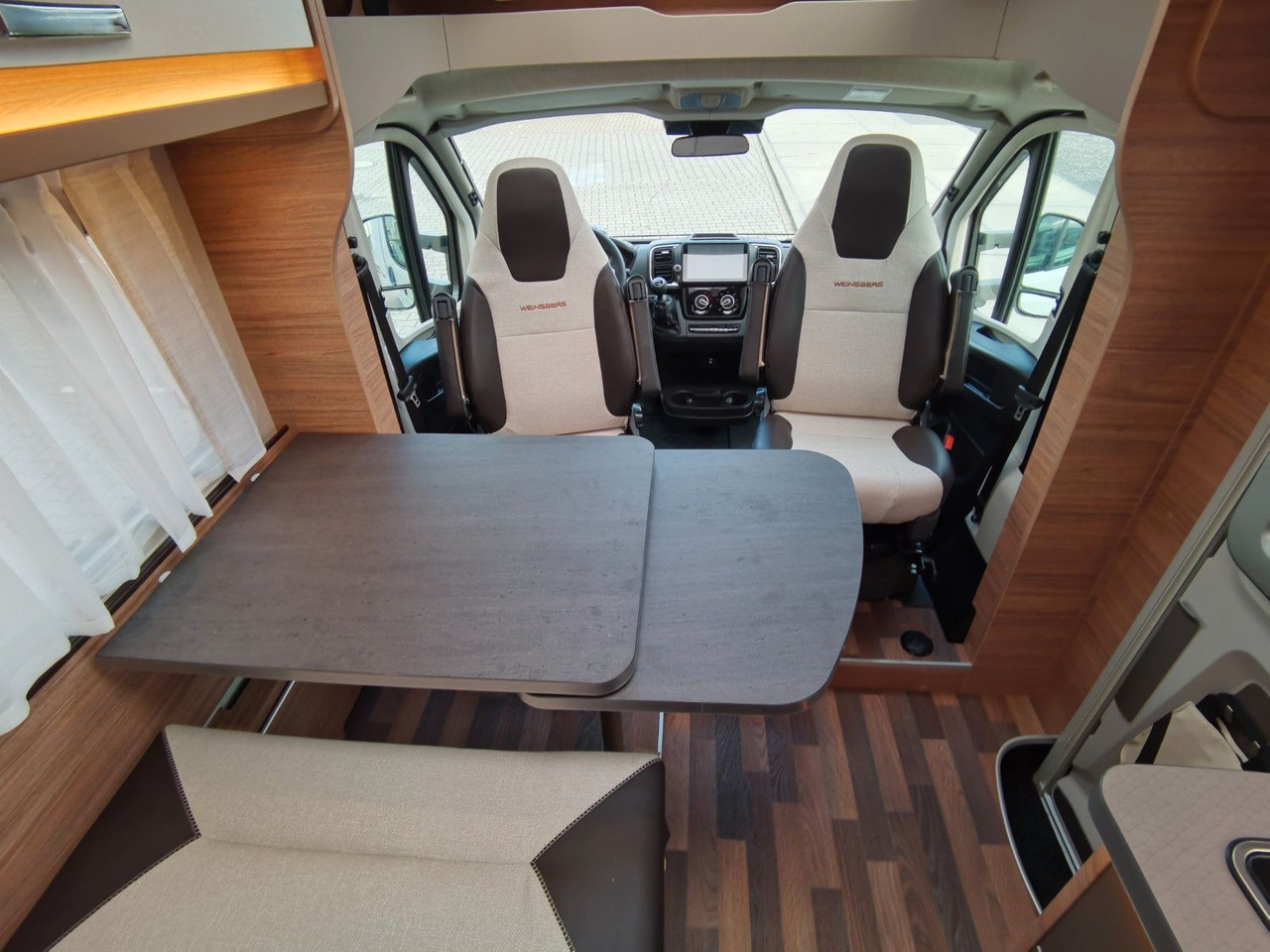 موتر هوم شبه متكامل Weinsberg CARACOMPACT 600 MF EDITION PEPPER /- MODELL 2025: صورة 13
