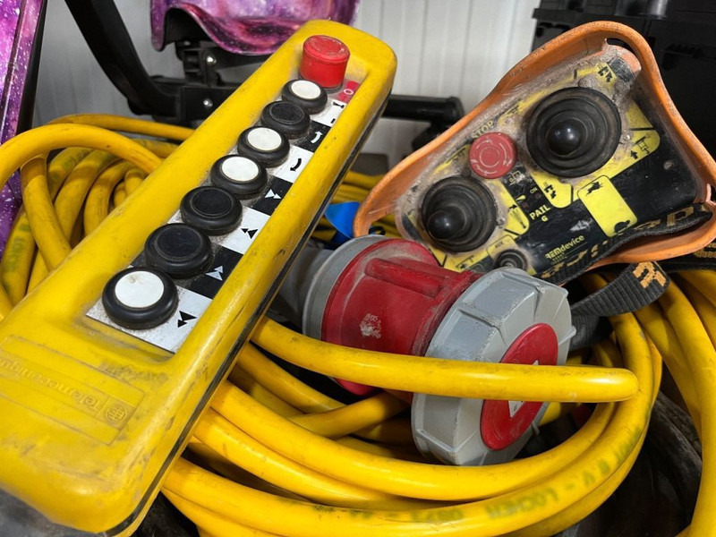 موبايل كرين DAF 2500: صورة 9 موبايل كرين DAF 2500: صورة 9