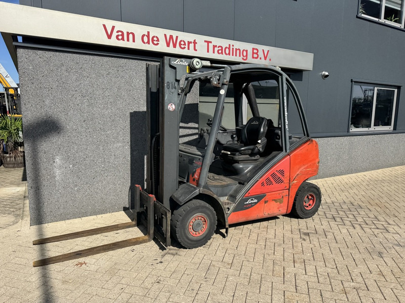 Linde H25D-02 Triplo 470 Freelift / Sideshift VW Diesel 2014 - رافعة شوكية ديزل: صورة 2 Linde H25D-02 Triplo 470 Freelift / Sideshift VW Diesel 2014 - رافعة شوكية ديزل: صورة 2