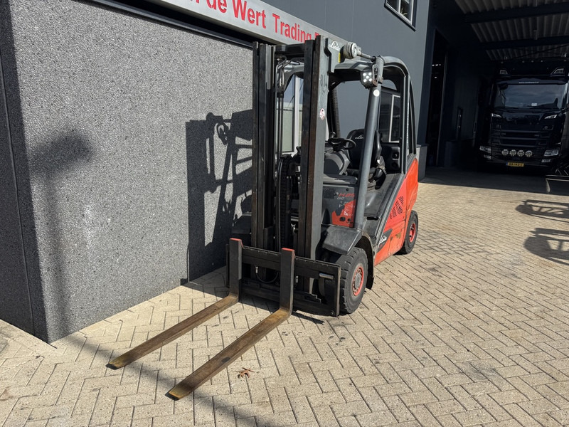 Linde H25D-02 Triplo 470 Freelift / Sideshift VW Diesel 2014 - رافعة شوكية ديزل: صورة 3 Linde H25D-02 Triplo 470 Freelift / Sideshift VW Diesel 2014 - رافعة شوكية ديزل: صورة 3
