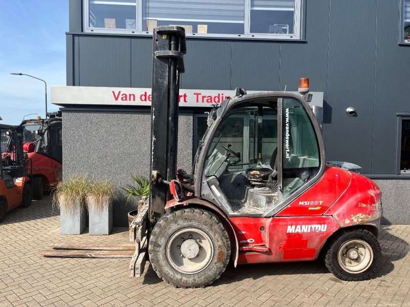 Manitou MSI50T MSI 50T duplo450 SIDESHIFT LUCHTBANDEN 2015 - رافعة شوكية ديزل: صورة 1 Manitou MSI50T MSI 50T duplo450 SIDESHIFT LUCHTBANDEN 2015 - رافعة شوكية ديزل: صورة 1