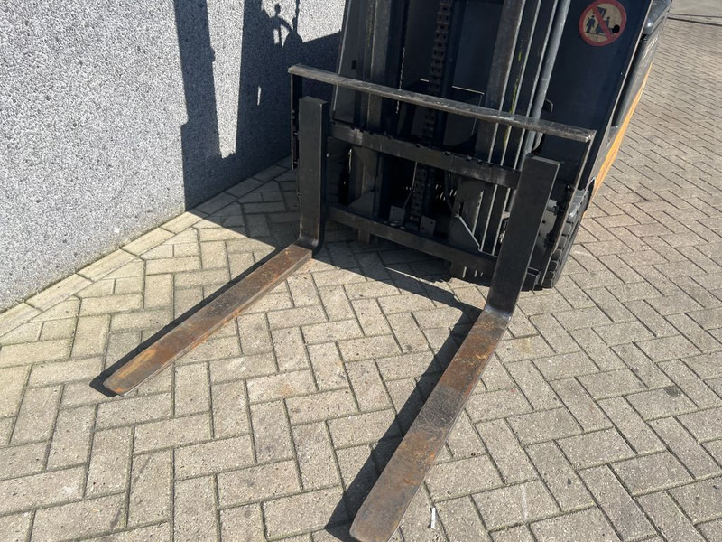 Still Heftruck Still R60-16 Triplo 490 Freelift Elektrisch 2000 - رافعة شوكية كهربائية: صورة 5 Still Heftruck Still R60-16 Triplo 490 Freelift Elektrisch 2000 - رافعة شوكية كهربائية: صورة 5