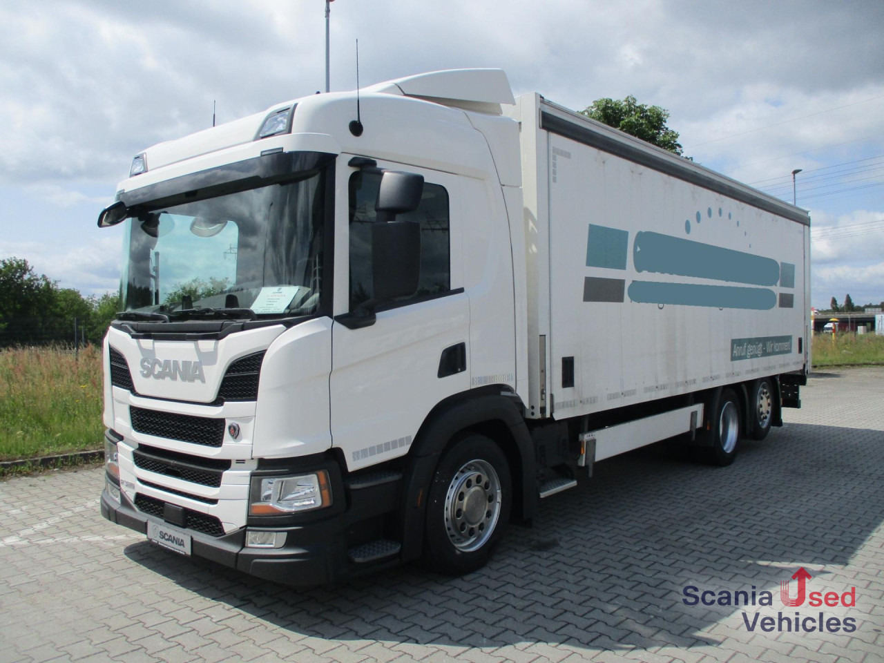 SCANIA P 320 B6x2*4LB - شاحنة مشروبات: صورة 1 SCANIA P 320 B6x2*4LB - شاحنة مشروبات: صورة 1
