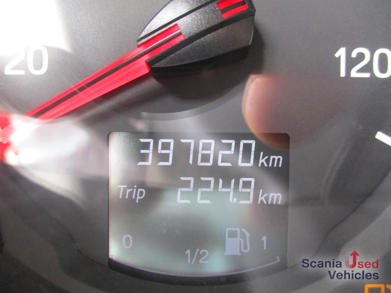 SCANIA R 450 A4x2NA - مقطورة السحب: صورة 4 SCANIA R 450 A4x2NA - مقطورة السحب: صورة 4