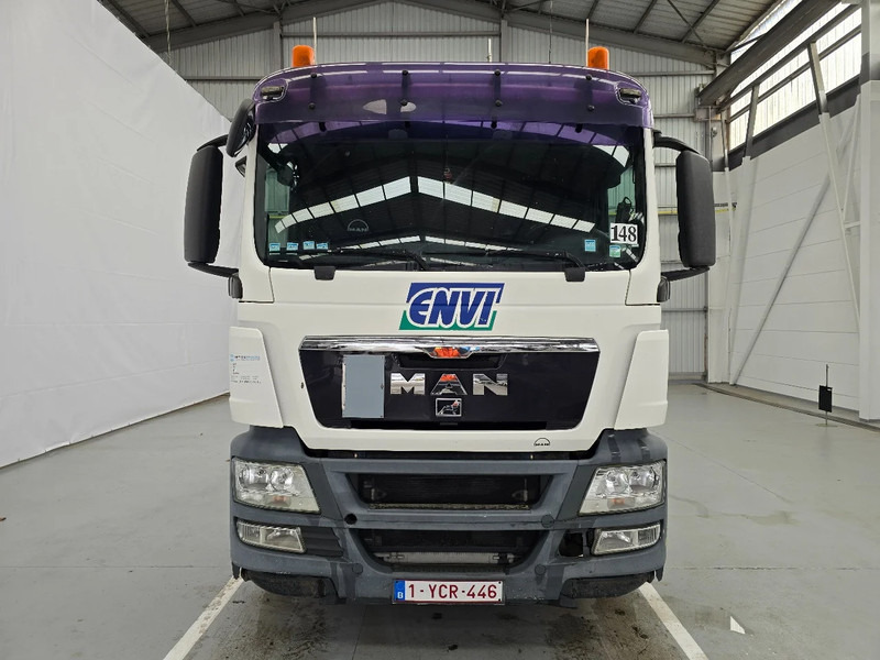 MAN TGS 28.440 6x2 / EURO 5 / AIRCO / LIFTAS / 10 roues - 10 tyres - شاحنة بهيكل معدني للمقصورة: صورة 2 MAN TGS 28.440 6x2 / EURO 5 / AIRCO / LIFTAS / 10 roues - 10 tyres - شاحنة بهيكل معدني للمقصورة: صورة 2
