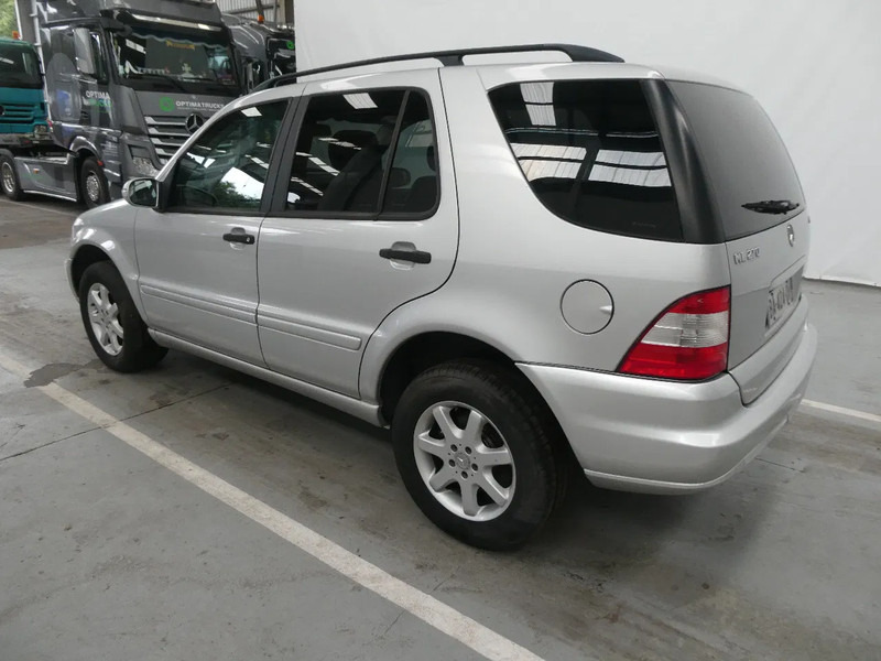 Mercedes-Benz M-Klasse ML 270 CDI 4x4 - سيارة دفع رباعي: صورة 3 Mercedes-Benz M-Klasse ML 270 CDI 4x4 - سيارة دفع رباعي: صورة 3
