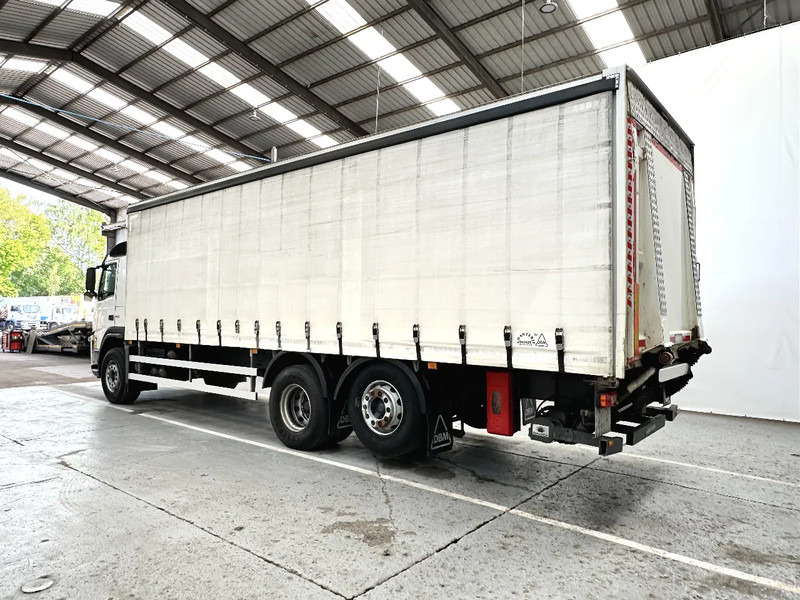 Volvo FM 330 / Essieu relevable et directionnel / Steerable lift axle / Lift as en stuuras - شاحنة ذات ستائر جانبية: صورة 3 Volvo FM 330 / Essieu relevable et directionnel / Steerable lift axle / Lift as en stuuras - شاحنة ذات ستائر جانبية: صورة 3