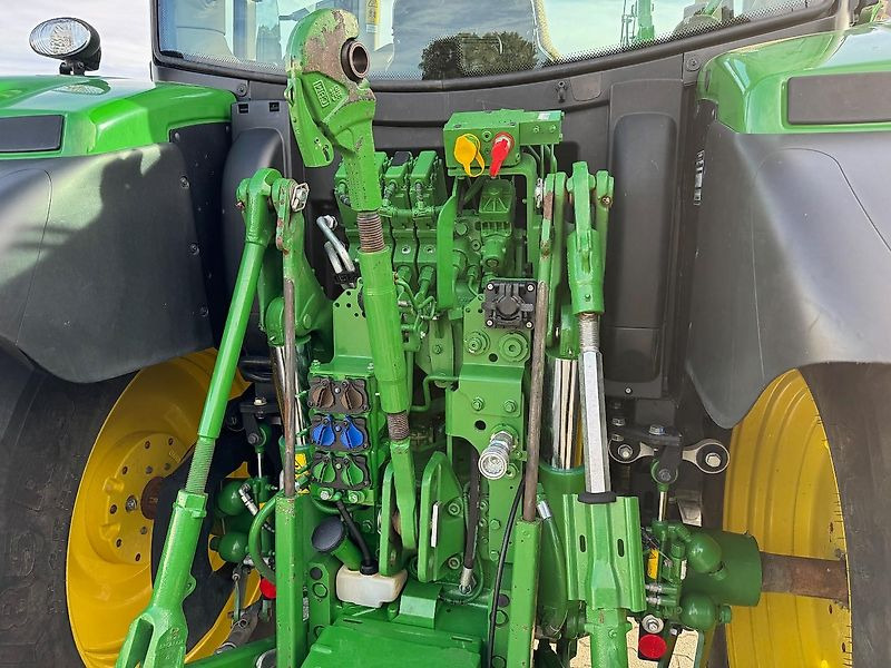 John Deere 6R130 AP 50KM + VOORLADER 2023 895 UUR STEEKASSEN!!! - جرار: صورة 4 John Deere 6R130 AP 50KM + VOORLADER 2023 895 UUR STEEKASSEN!!! - جرار: صورة 4