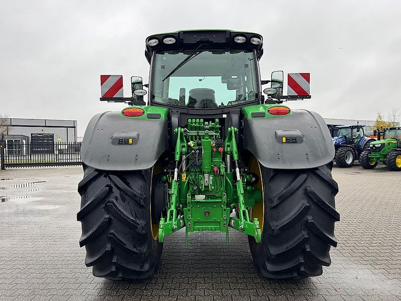 John Deere 6R195 AP 50KM COMMAND-PRO G5-PLUS 2024 570 UUR!!! - جرار: صورة 3 John Deere 6R195 AP 50KM COMMAND-PRO G5-PLUS 2024 570 UUR!!! - جرار: صورة 3
