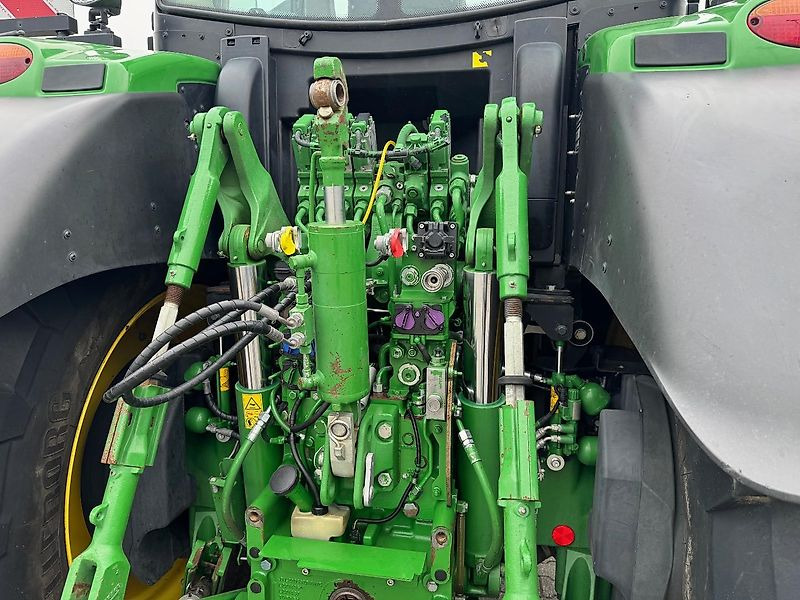 John Deere 6R250 AP 50KM COMMAND-PRO FH+FA 2022 2800 UUR!!! - جرار: صورة 5 John Deere 6R250 AP 50KM COMMAND-PRO FH+FA 2022 2800 UUR!!! - جرار: صورة 5