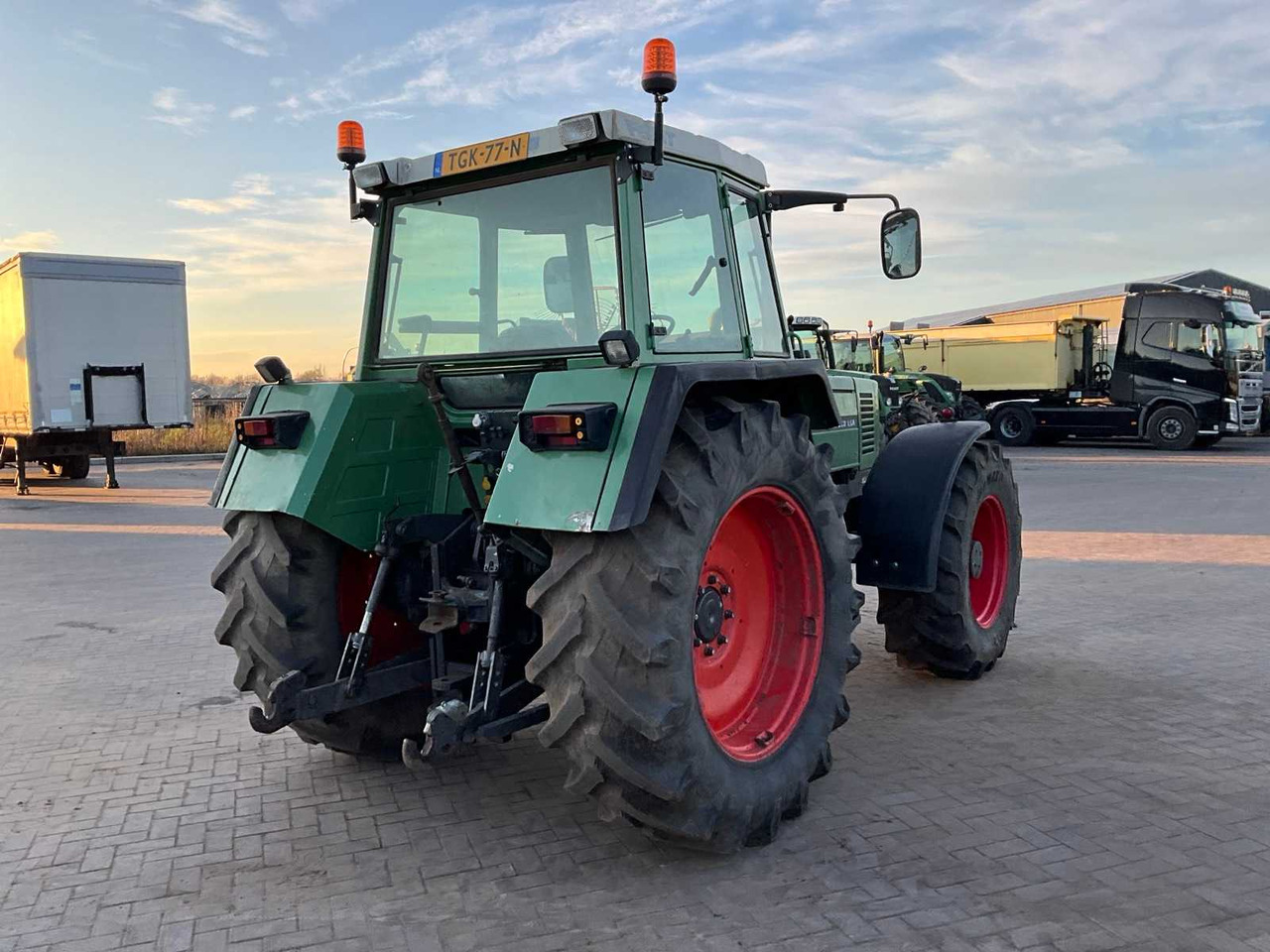 1982 FENDT FARMER 312 LSA ALL-WHEEL DRIVE FARM TRACTOR - جرار: صورة 5 1982 FENDT FARMER 312 LSA ALL-WHEEL DRIVE FARM TRACTOR - جرار: صورة 5