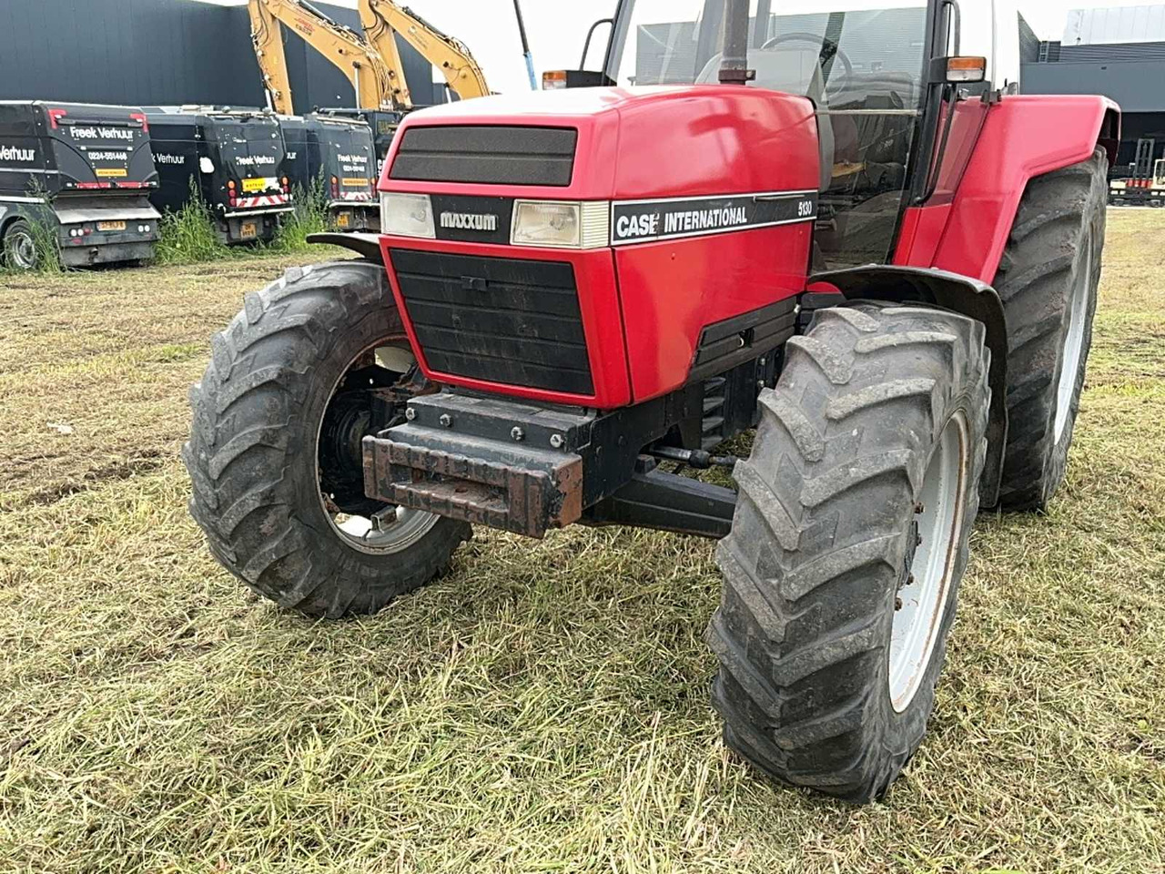جرار 1990 CASE INTERNATIONAL 5130 ALL-WHEEL DRIVE FARM TRACTOR: صورة 9 جرار 1990 CASE INTERNATIONAL 5130 ALL-WHEEL DRIVE FARM TRACTOR: صورة 9