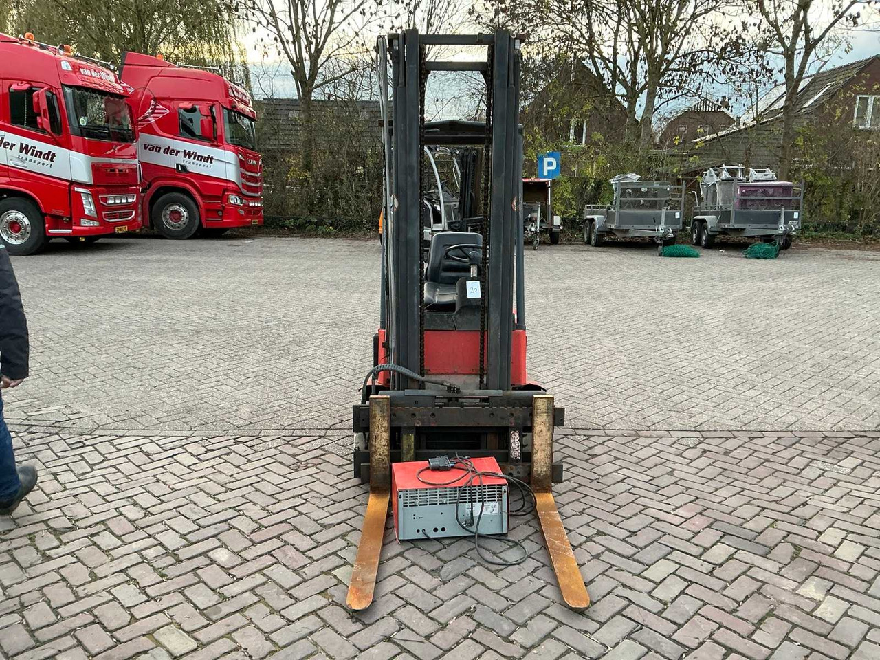 1991 LINDE E15 FORKLIFT - رافعة شوكية: صورة 2 1991 LINDE E15 FORKLIFT - رافعة شوكية: صورة 2