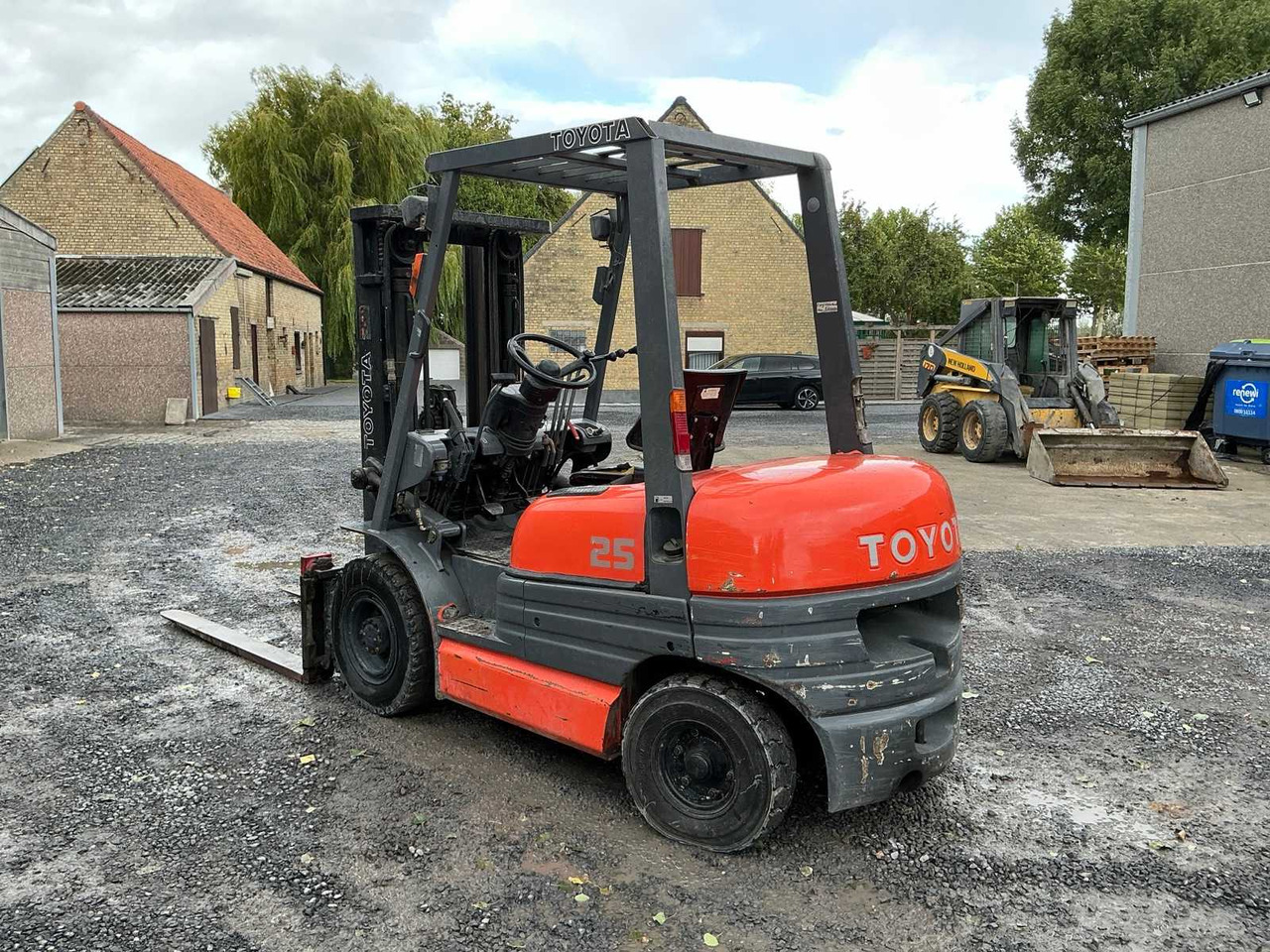 1997 TOYOTA 02-6FDF25 FORKLIFT - رافعة شوكية: صورة 3 1997 TOYOTA 02-6FDF25 FORKLIFT - رافعة شوكية: صورة 3