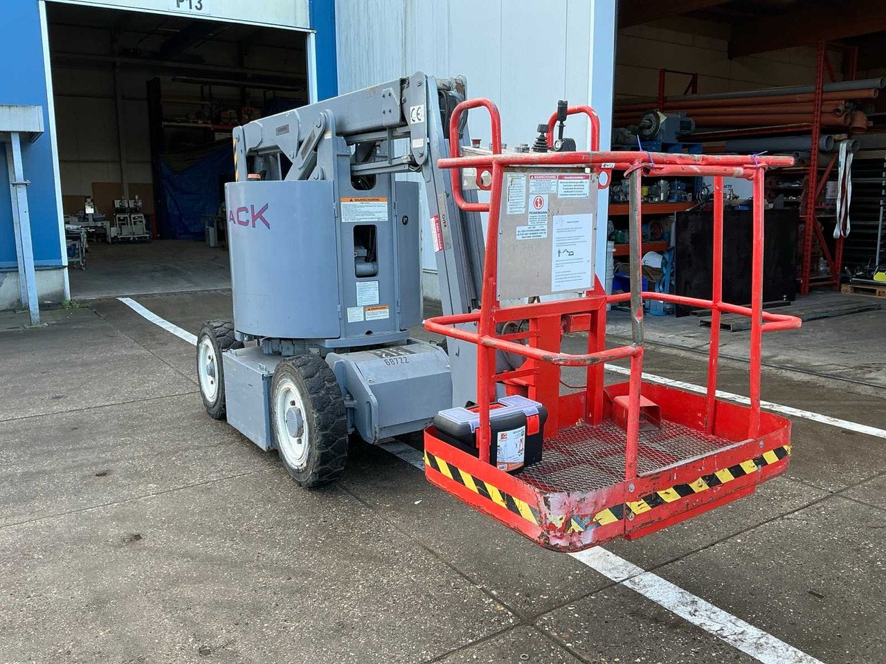 1998 SKYJACK SJKB-33N AERIAL PLATFORM - منصة جومحمولةية: صورة 2 1998 SKYJACK SJKB-33N AERIAL PLATFORM - منصة جومحمولةية: صورة 2