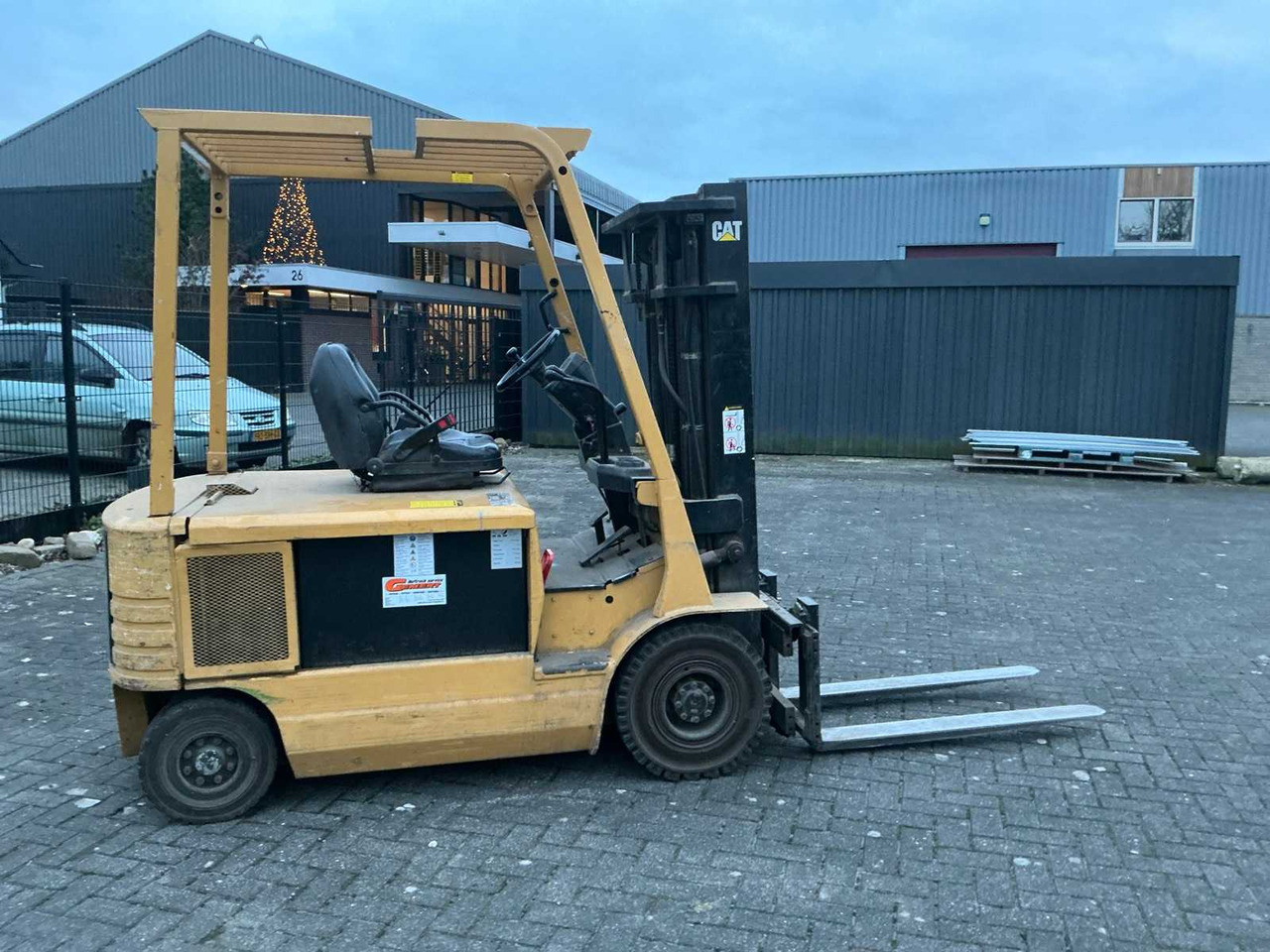 1999 CATERPILLAR EP25 FORKLIFT - رافعة شوكية: صورة 5 1999 CATERPILLAR EP25 FORKLIFT - رافعة شوكية: صورة 5