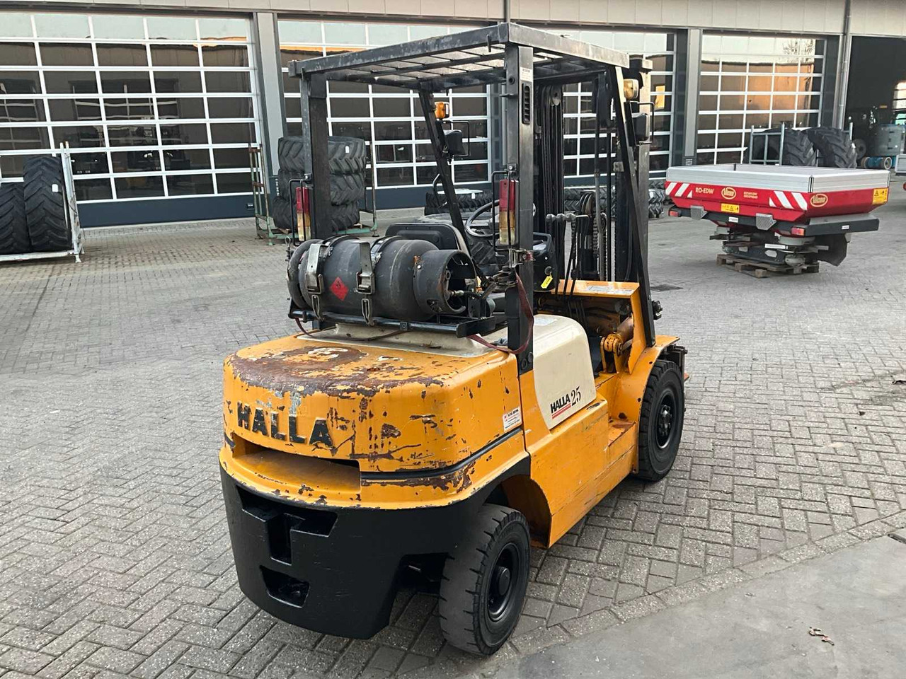 1999 HALLA HLF25 FORKLIFT - رافعة شوكية: صورة 3 1999 HALLA HLF25 FORKLIFT - رافعة شوكية: صورة 3