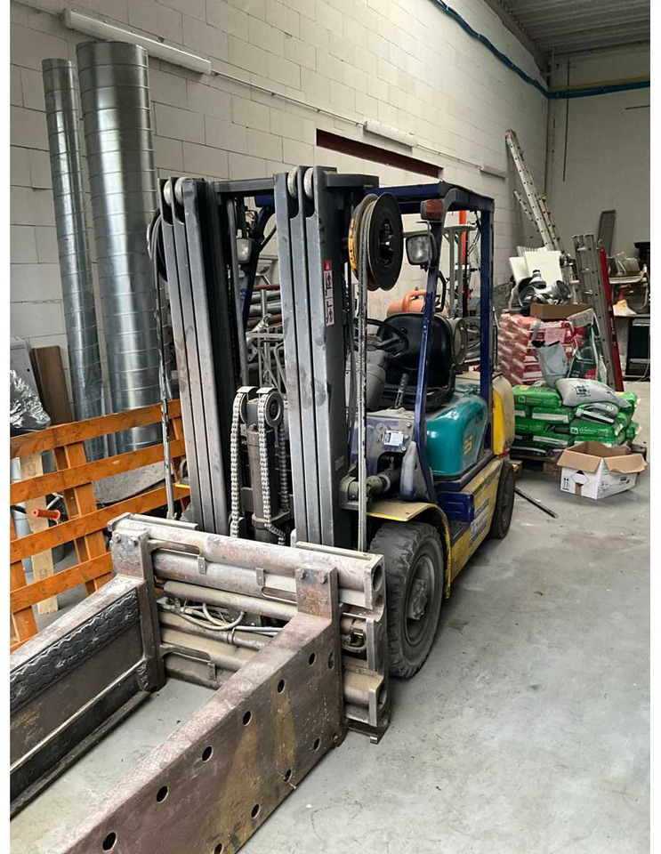 1999 KOMATSU FG25T12 FORKLIFT - رافعة شوكية: صورة 3 1999 KOMATSU FG25T12 FORKLIFT - رافعة شوكية: صورة 3