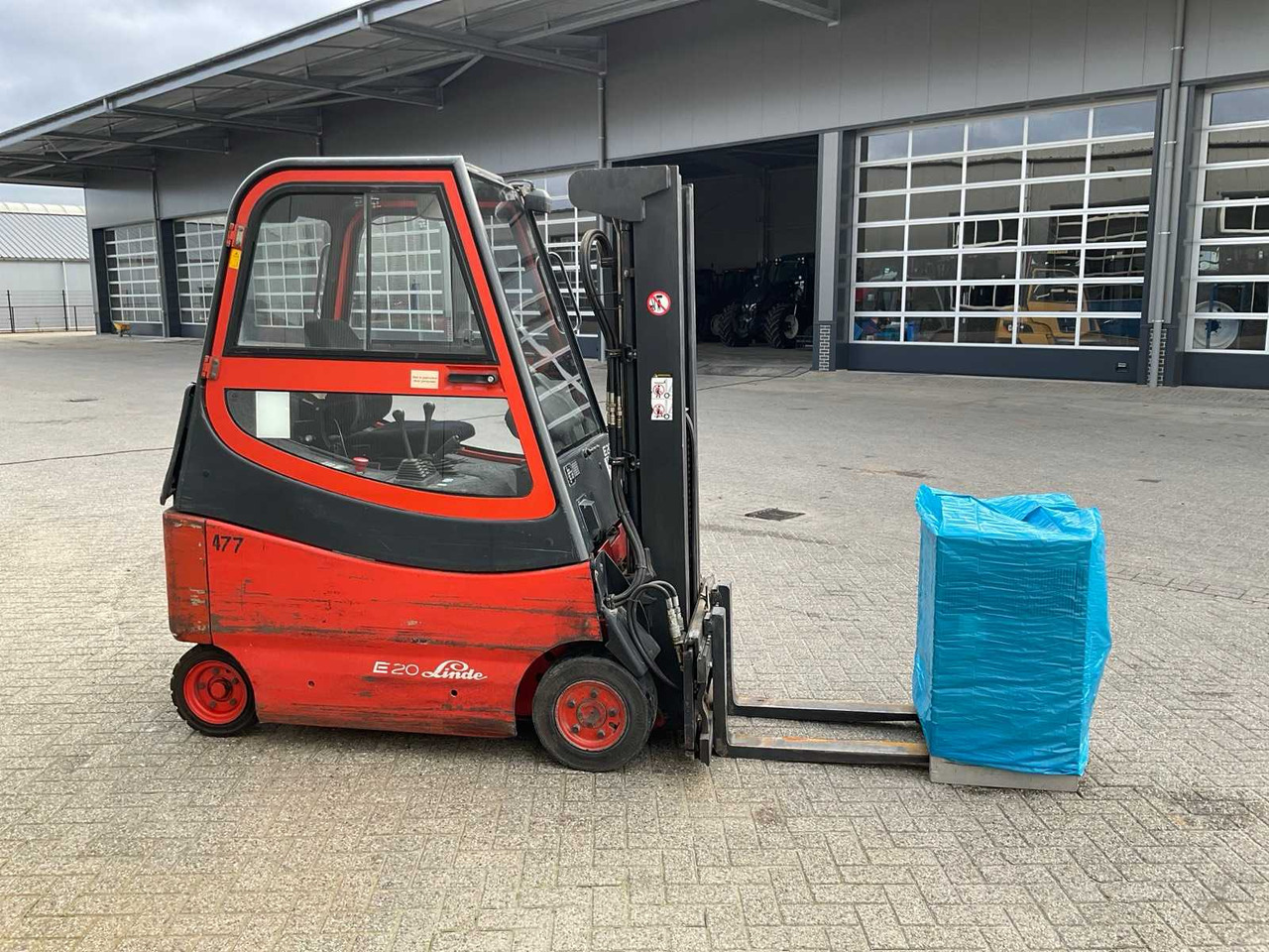 1999 LINDE E20H FORKLIFT - رافعة شوكية: صورة 4 1999 LINDE E20H FORKLIFT - رافعة شوكية: صورة 4