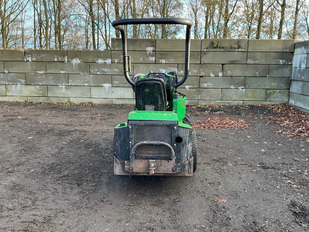 2000 AVANT MULTI SHOVEL - اللودر بعجل: صورة 4 2000 AVANT MULTI SHOVEL - اللودر بعجل: صورة 4