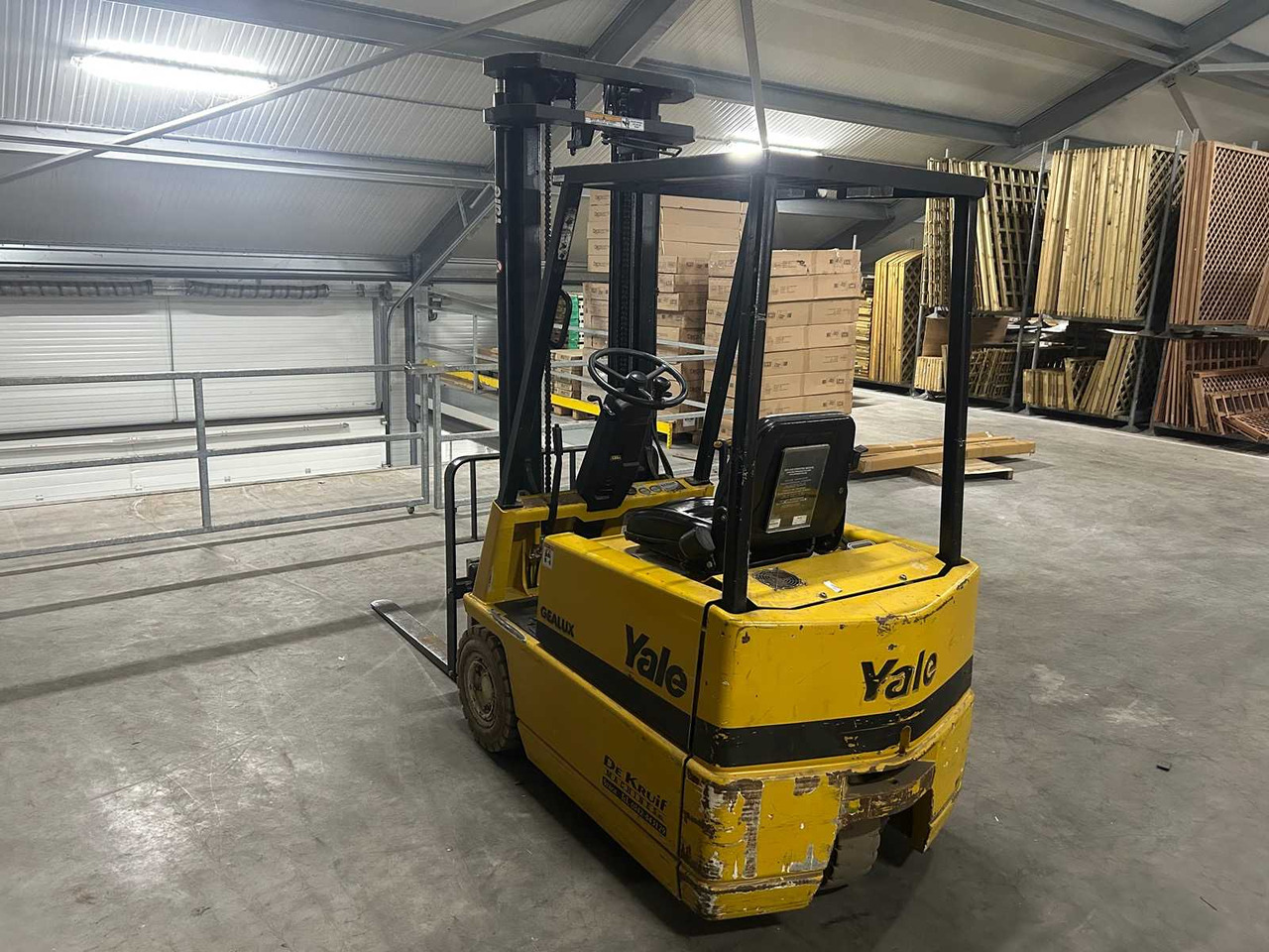 2000 YALE ERP15 RCF FORKLIFT - رافعة شوكية: صورة 4 2000 YALE ERP15 RCF FORKLIFT - رافعة شوكية: صورة 4