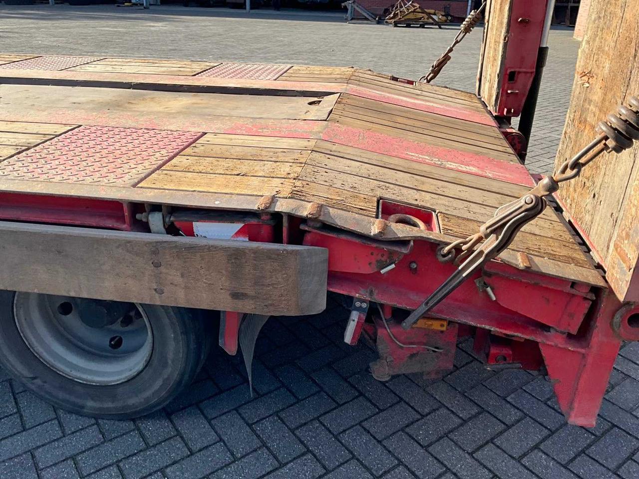 2001 GOLDHOFER TU 4 - 31/80 LOW LOADER - نصف مقطورة: صورة 5 2001 GOLDHOFER TU 4 - 31/80 LOW LOADER - نصف مقطورة: صورة 5