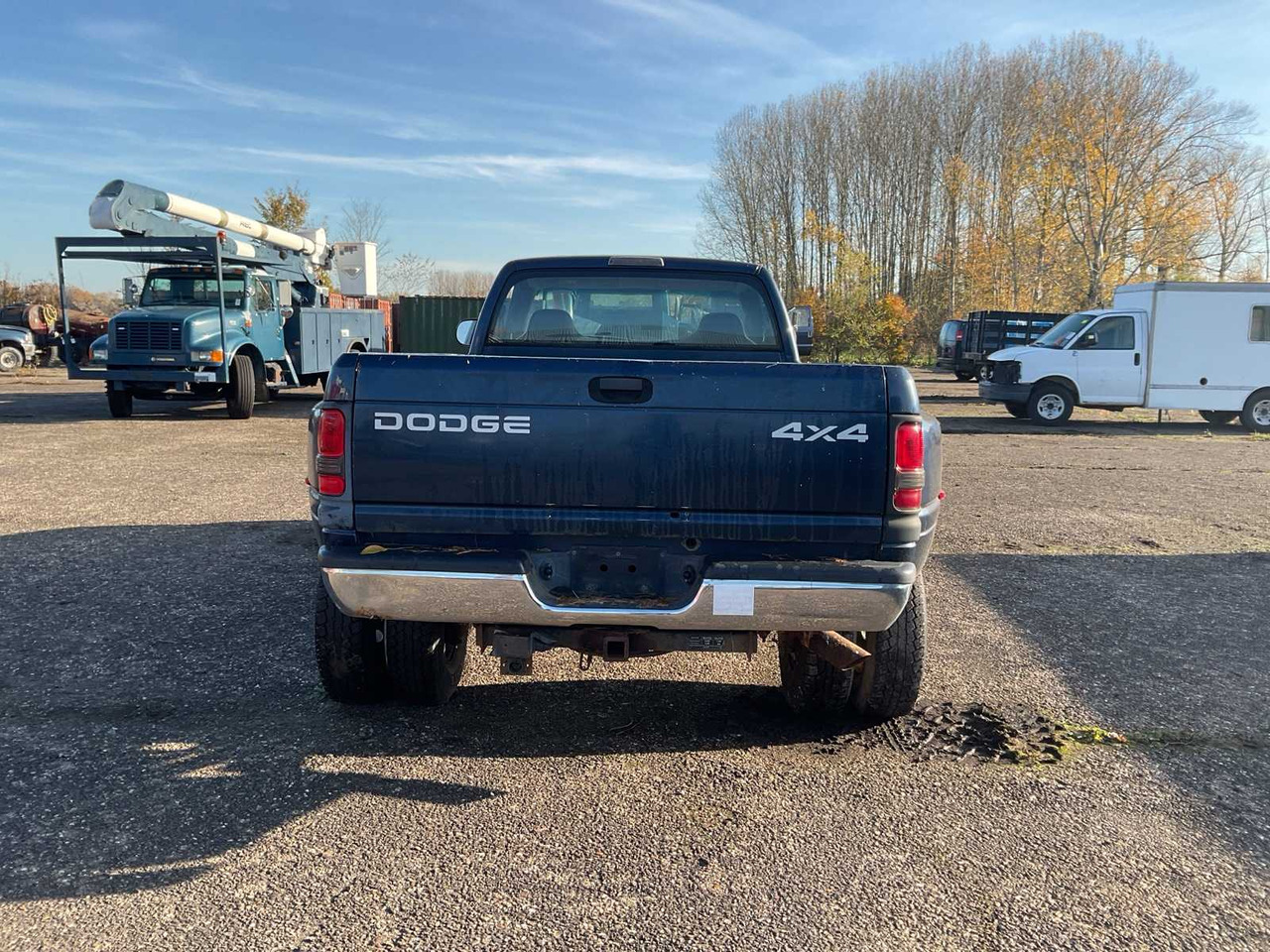 2002 DAIMLER CHRYSLER DODGE RAM 3500 PICK UP COMMERCIAL VEHICLE - شاحنة توصيل مغلقة: صورة 5 2002 DAIMLER CHRYSLER DODGE RAM 3500 PICK UP COMMERCIAL VEHICLE - شاحنة توصيل مغلقة: صورة 5