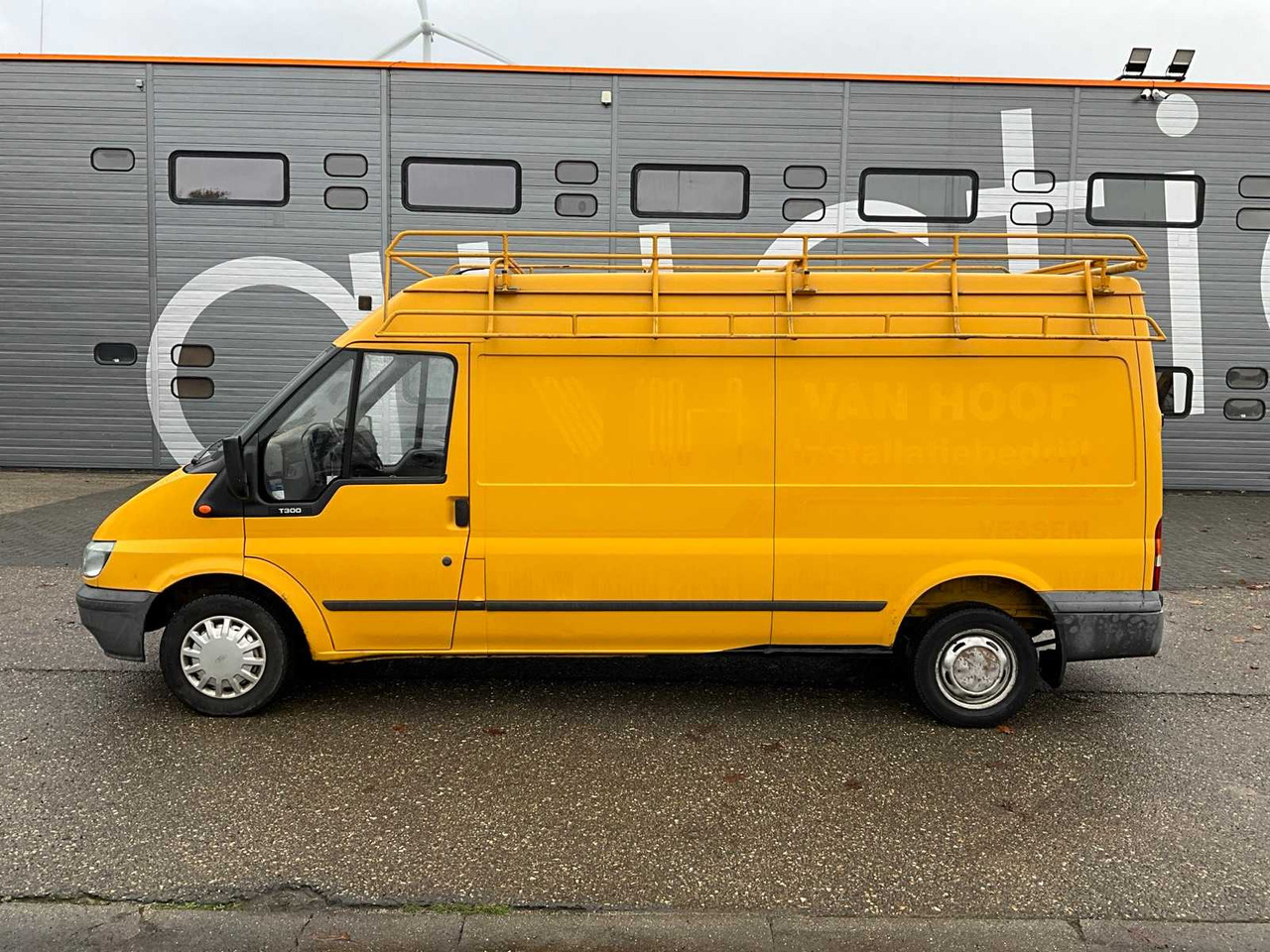 2003 FORD TRANSIT T300 COMMERCIAL VEHICLE 39-BJ-JD - شاحنة توصيل مغلقة: صورة 2 2003 FORD TRANSIT T300 COMMERCIAL VEHICLE 39-BJ-JD - شاحنة توصيل مغلقة: صورة 2