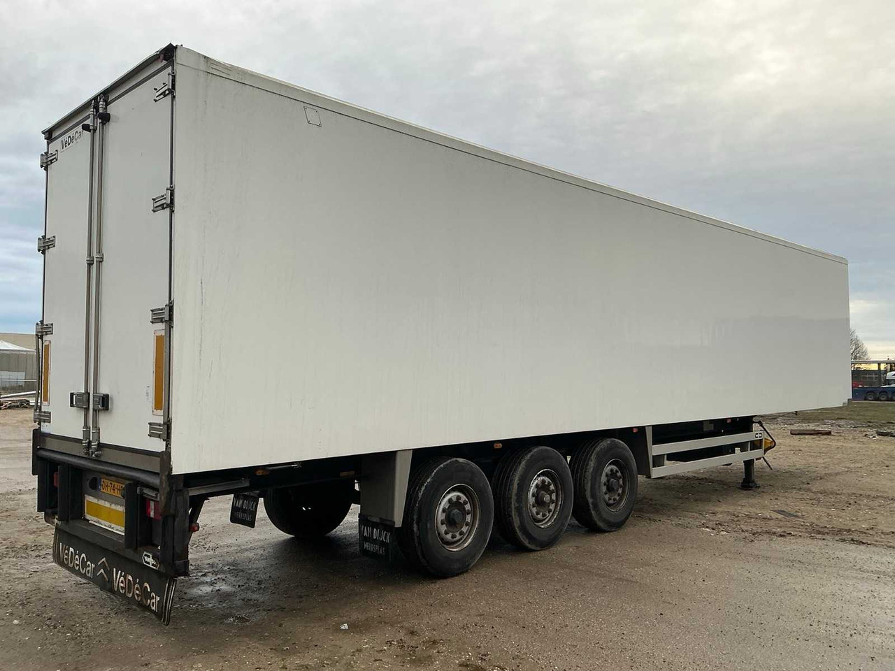 2003 VAN HOOL 3B0049 CONDITIONED SEMI-TRAILER - نصف مقطورة: صورة 4 2003 VAN HOOL 3B0049 CONDITIONED SEMI-TRAILER - نصف مقطورة: صورة 4