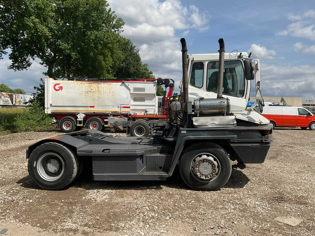 2004 TERBERG RT222 4X4 TERMINAL TRACTOR - شاحنة: صورة 5 2004 TERBERG RT222 4X4 TERMINAL TRACTOR - شاحنة: صورة 5