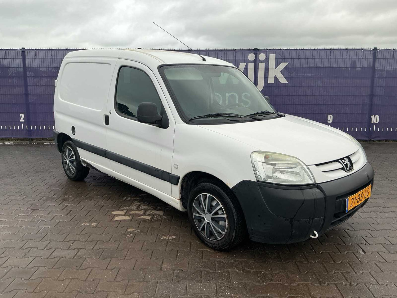 2005 - PEUGEOT - PARTNER - 170C 1.9 D AVANTAGE - COMMERCIAL VEHICLE - شاحنة توصيل مغلقة: صورة 2 2005 - PEUGEOT - PARTNER - 170C 1.9 D AVANTAGE - COMMERCIAL VEHICLE - شاحنة توصيل مغلقة: صورة 2