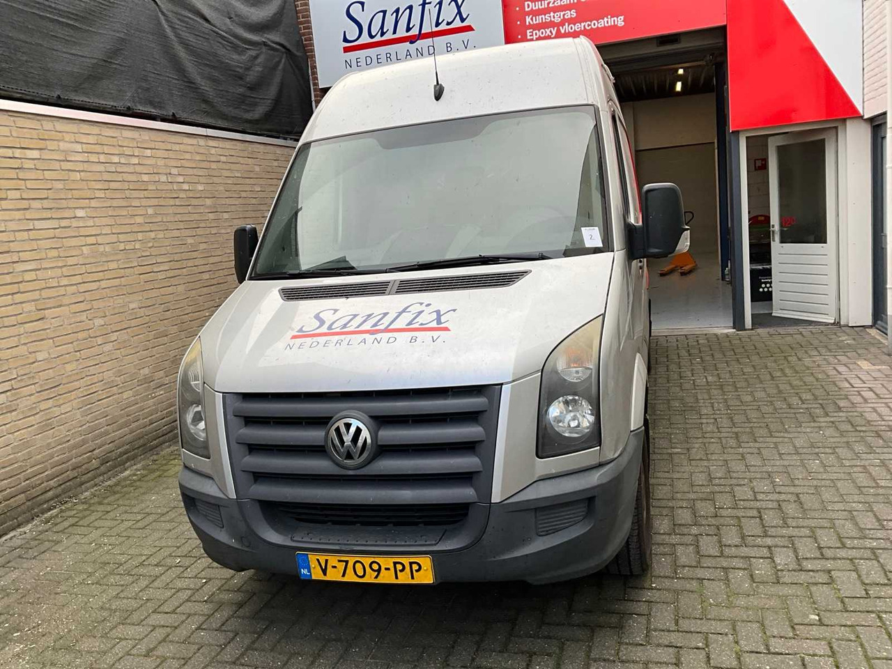 2009 VOLKSWAGEN CRAFTER COMMERCIAL VEHICLE - شاحنة توصيل مغلقة: صورة 2 2009 VOLKSWAGEN CRAFTER COMMERCIAL VEHICLE - شاحنة توصيل مغلقة: صورة 2