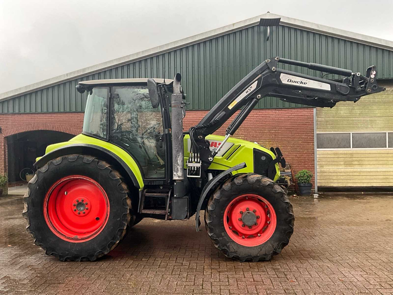 2011 CLAAS ARION 420 FOUR-WHEEL DRIVE FARM TRACTOR WITH FRONT LOADER - جرار: صورة 5 2011 CLAAS ARION 420 FOUR-WHEEL DRIVE FARM TRACTOR WITH FRONT LOADER - جرار: صورة 5