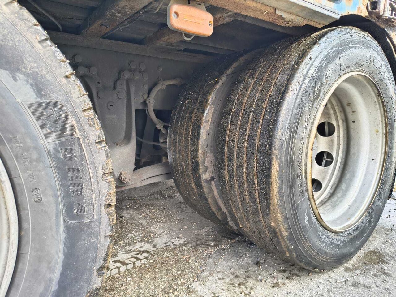 شاحنة 2011 SCANIA R480 - 6X2 RIGID WITH TAILGATE: صورة 17