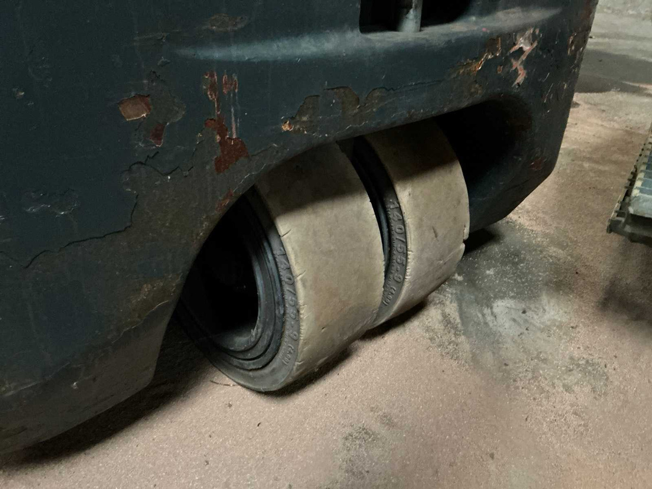 رافعة شوكية 2012 HELI CPD20SQ FORKLIFT: صورة 12