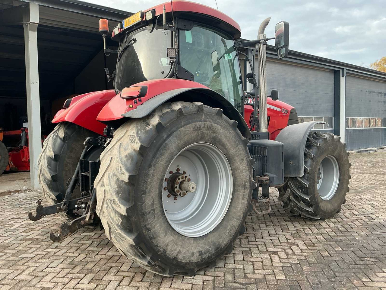 2013 CASE IH CVX 230 FOUR WHEEL DRIVE AGRICULTURAL TRACTROR - جرار: صورة 5 2013 CASE IH CVX 230 FOUR WHEEL DRIVE AGRICULTURAL TRACTROR - جرار: صورة 5