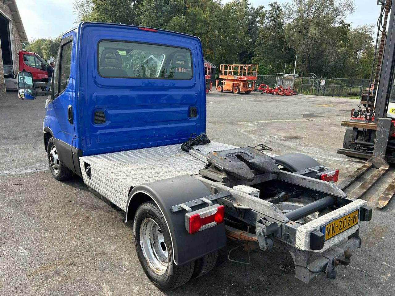 2014 IVECO DAILY DAILY 40C17 3.0 300 BE SEMI-TRAILER TRACTOR - شاحنة توصيل مغلقة: صورة 2 2014 IVECO DAILY DAILY 40C17 3.0 300 BE SEMI-TRAILER TRACTOR - شاحنة توصيل مغلقة: صورة 2