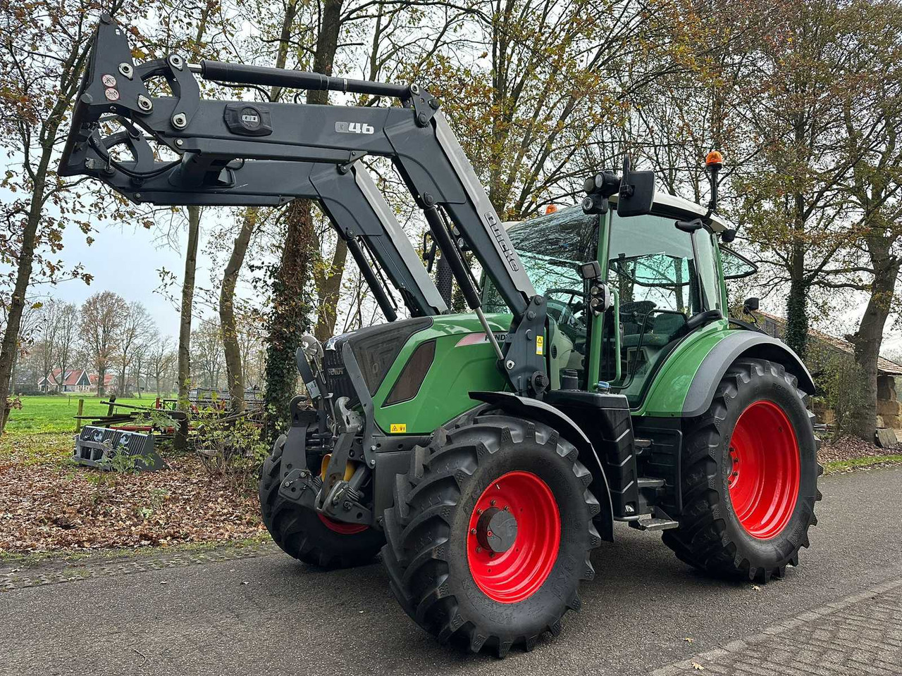 2015 FENDT 312 VARIO S4 ALL-WHEEL DRIVE FARM TRACTOR - جرار: صورة 1 2015 FENDT 312 VARIO S4 ALL-WHEEL DRIVE FARM TRACTOR - جرار: صورة 1