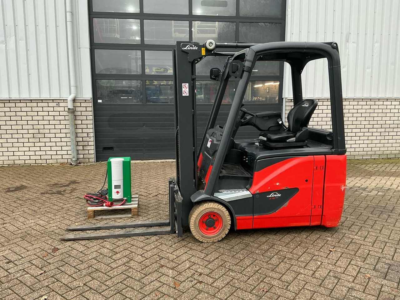 2015 LINDE E16H-02 EVO FORKLIFT - رافعة شوكية: صورة 2 2015 LINDE E16H-02 EVO FORKLIFT - رافعة شوكية: صورة 2