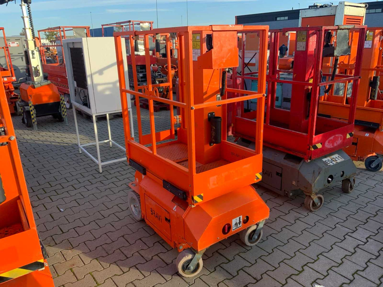 2017 BRAVIISOL LEONARDO LUI MINI HD AERIAL PLATFORM / PASSENGER LIFT - منصة جومحمولةية: صورة 4 2017 BRAVIISOL LEONARDO LUI MINI HD AERIAL PLATFORM / PASSENGER LIFT - منصة جومحمولةية: صورة 4