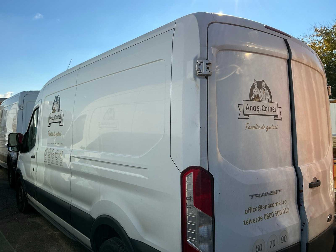 2018 FORD TRANSIT VAN - شاحنة توصيل مغلقة: صورة 2 2018 FORD TRANSIT VAN - شاحنة توصيل مغلقة: صورة 2