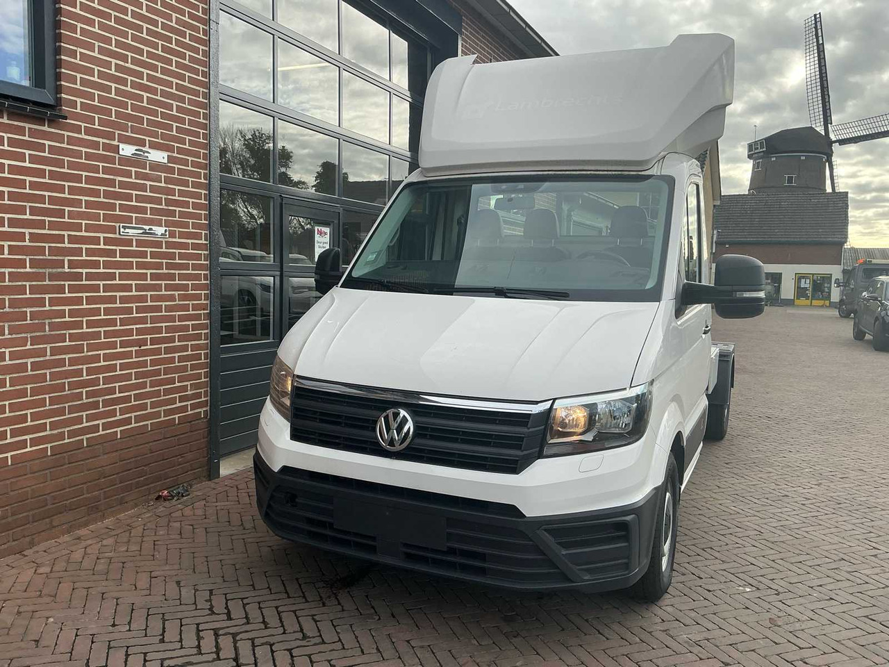 2018 VOLKSWAGEN CRAFTER SZN1E BE TRACTOR - شاحنة توصيل مغلقة: صورة 3 2018 VOLKSWAGEN CRAFTER SZN1E BE TRACTOR - شاحنة توصيل مغلقة: صورة 3